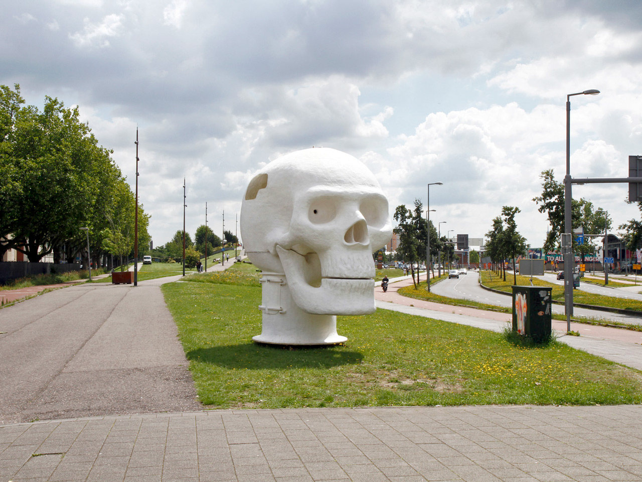 Wellness Skull - Atelier Van Lieshout